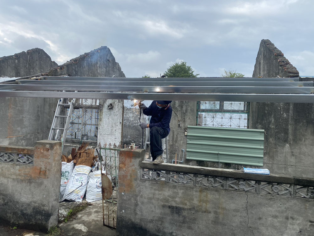 高雄鐵構屋頂鋼架施工